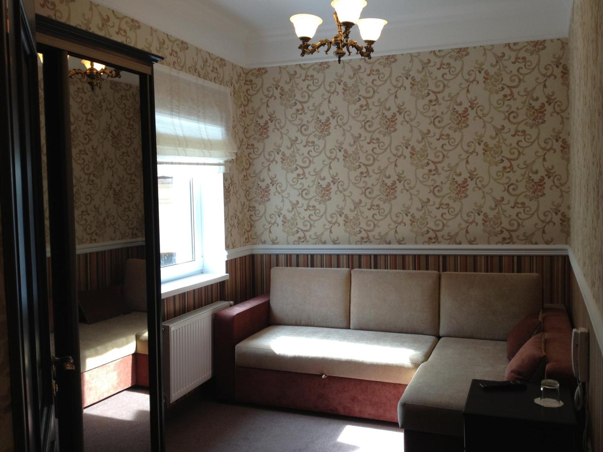 Franz Hotel&Restaurant Ивано-Франкивск Екстериор снимка