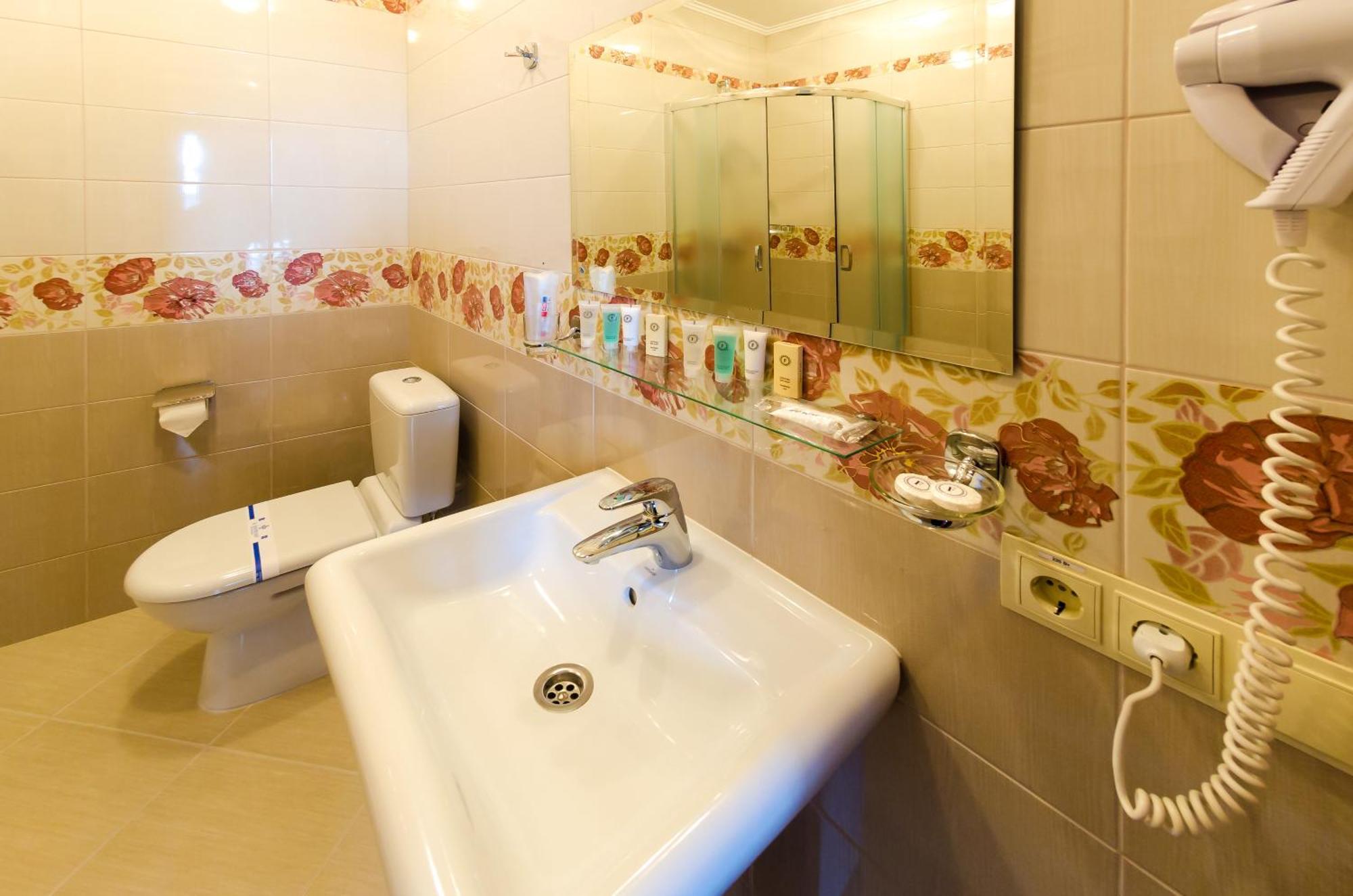Franz Hotel&Restaurant Ивано-Франкивск Стая снимка