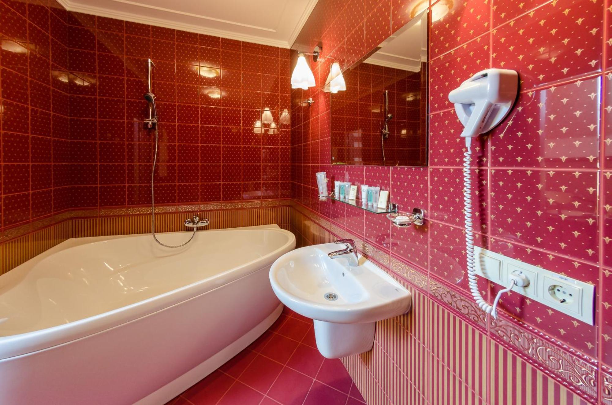 Franz Hotel&Restaurant Ивано-Франкивск Стая снимка